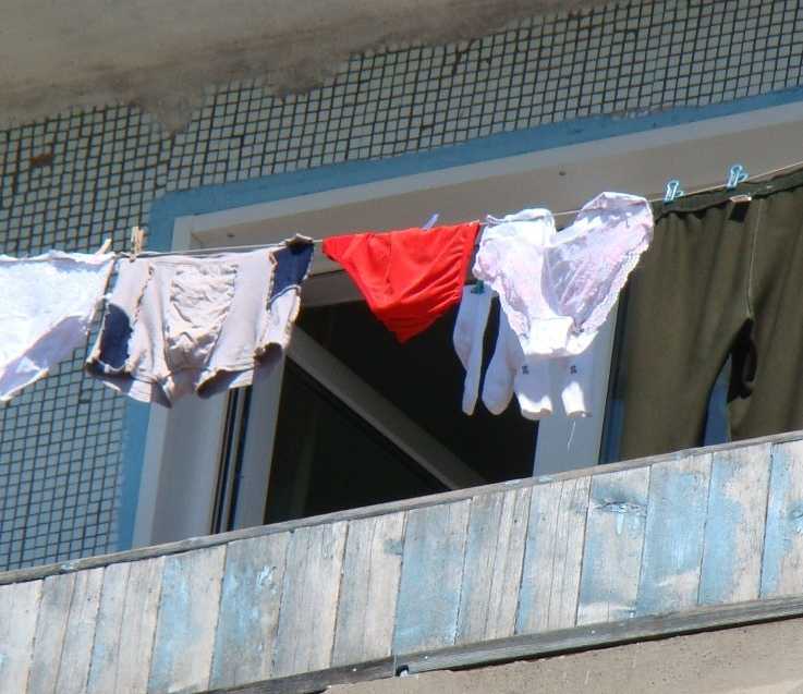 А вы вешаете бельё на балкон зимой?