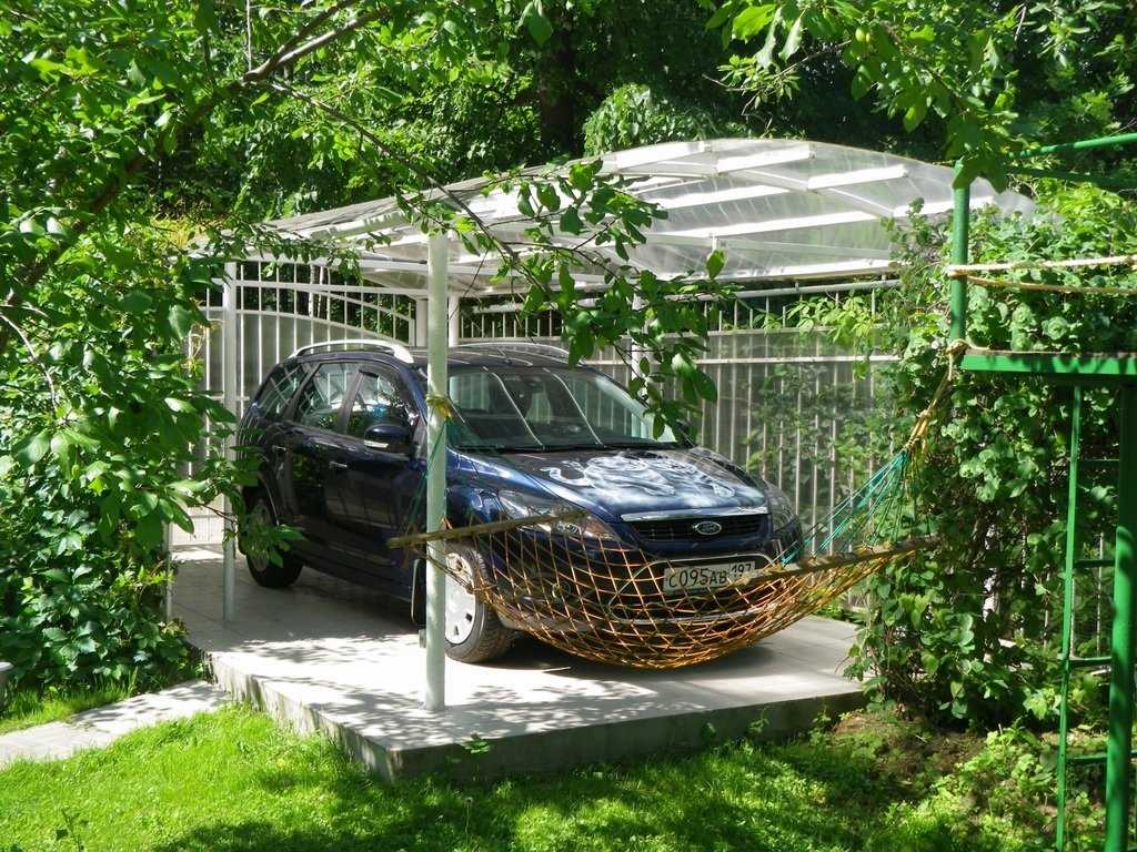 Площадка под автомобиль на даче своими руками: варианты парковок выбор места рекомендации по обустройству заезда + фото